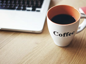 【WPT扑克】實拍：貴州女生廁所內被多人拳打腳踢暴打