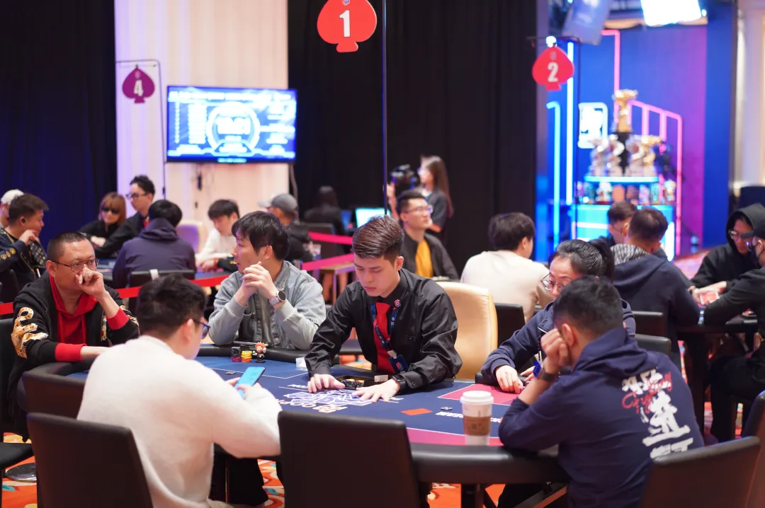 【WPT扑克】PD22济州站第二日战报｜8:1 悬殊比分进入单挑，罗爽轻松拿下济州开幕赛冠军！