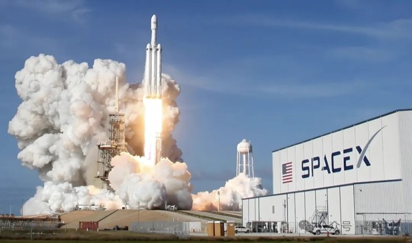 【WPT扑克】SpaceX股价跌破首日开盘价 市值缩水至1.95万亿美元