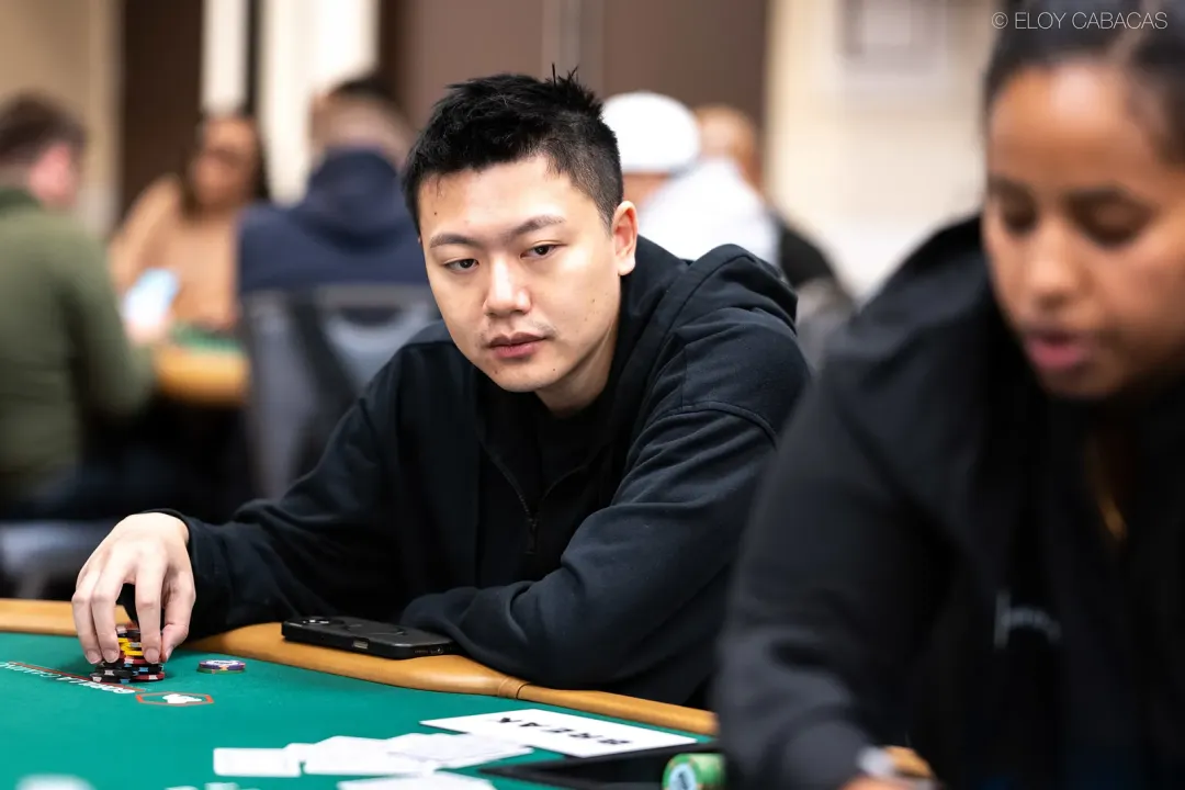 【WPT扑克】金手链得主张阳稳了?WSOP主赛Day2顺利过关,与22位同胞同行!
