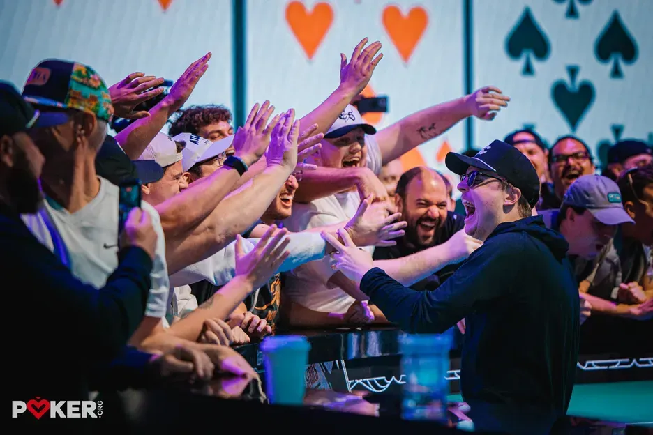 【WPT扑克】22岁黑马手握1.94亿筹码断层领跑2026WSOP主赛决赛9人桌