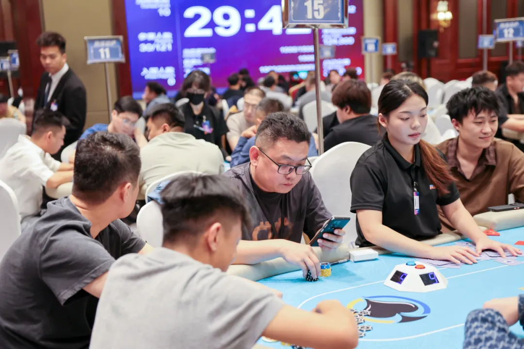 【WPT扑克】2026RSOP东营站第三日战报:主赛B组20人晋级,胡佳琦领跑CL榜