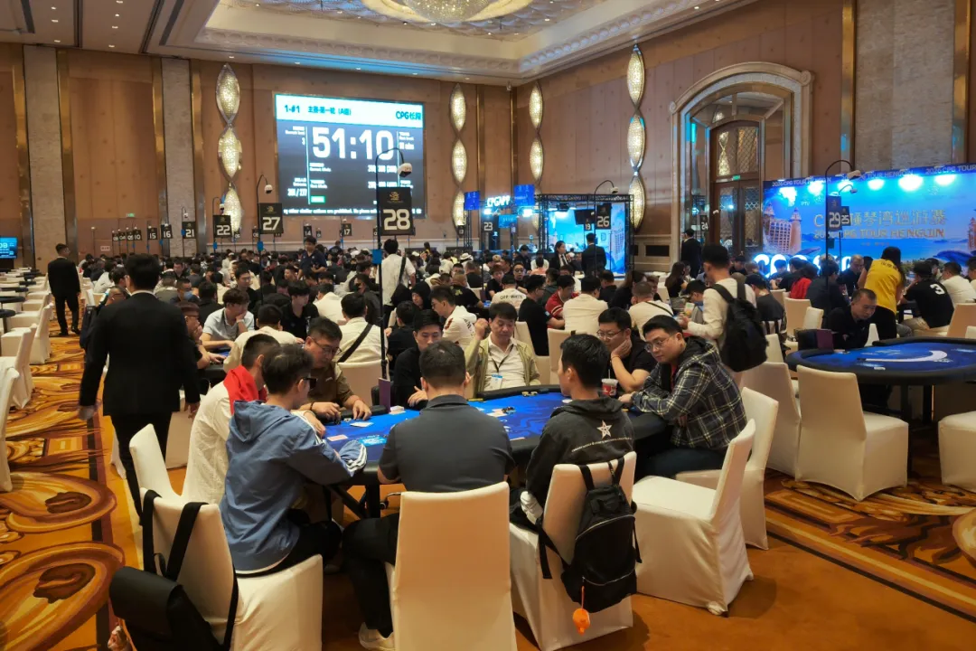 【WPT扑克】2026 CPG横琴｜珠海烽烟再起！主赛第一轮A组512人参赛176人晋级，郑敬钭收获26.9万记分牌领跑