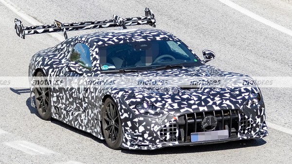 【WPT扑克】全新奔驰AMG GT Black Series谍照曝光 目标800马力